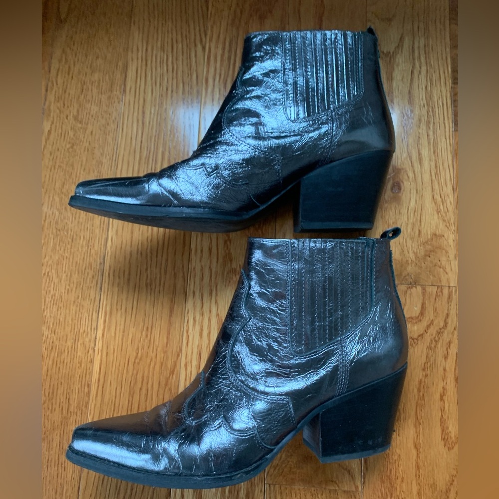 Sam Edelman Western Winona ankle booties in silver